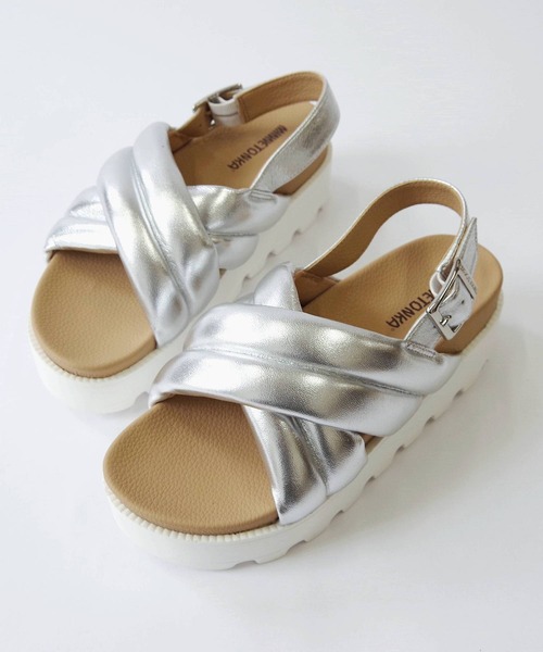 「Minnetonka」 ヒールサンダル 9 ブラック レディース_画像4
