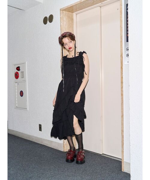 ワンピース フリルスリーブロングワンピースの画像