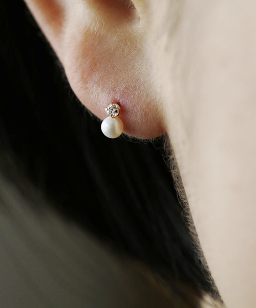 BLOOM（ブルーム） ピアス K10イエローゴールド パール キュービック