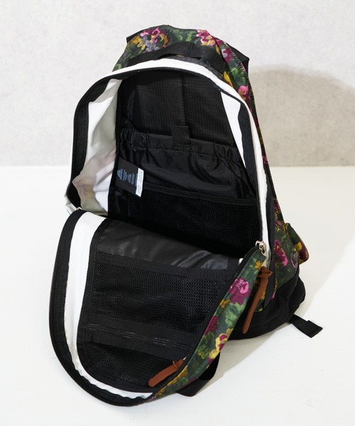 ☆美品☆グレゴリー♡ファインデイ ガーデンタペストリー GREGORY/グレゴリー】デイパック ガーデンタペストリー（バック