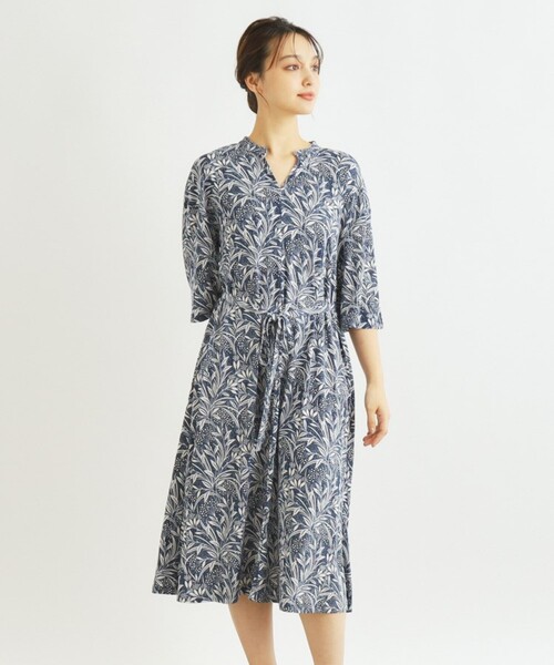 LAURA ASHLEY 涼しげなワンピースグレー