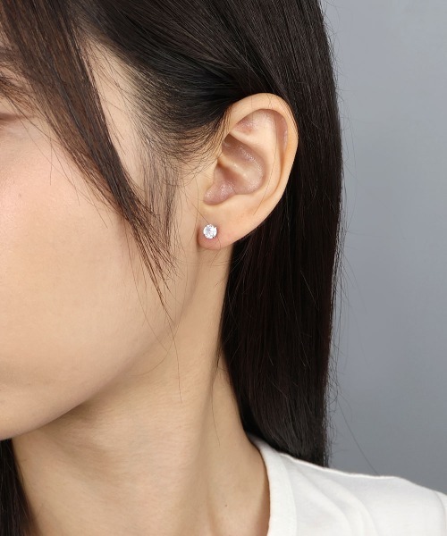4INT. ピアス キュービック ボディピアス 16G (片耳用) / サージカル