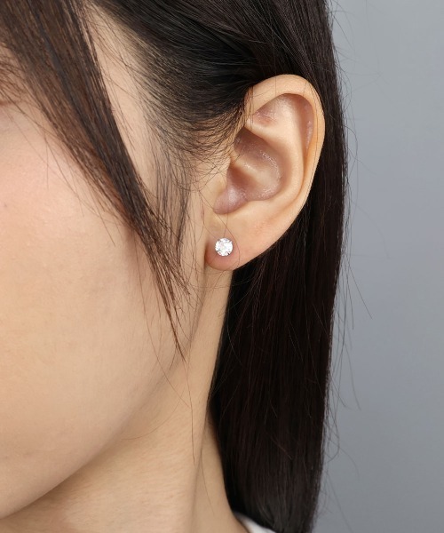 4INT. ピアス キュービック ボディピアス 16G (片耳用) / サージカル