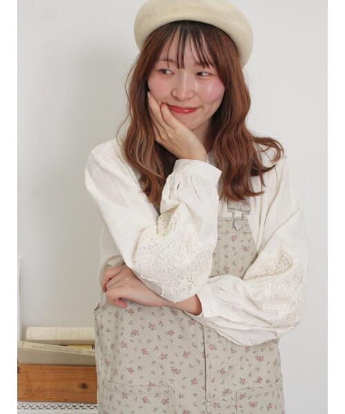 Samansa Mos2 パンツ デニム/花柄アソートサロペットパンツ