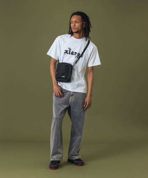 XLARGE（エクストラ ラージ） ショルダーバッグ SQUARE SHOULDER BAG