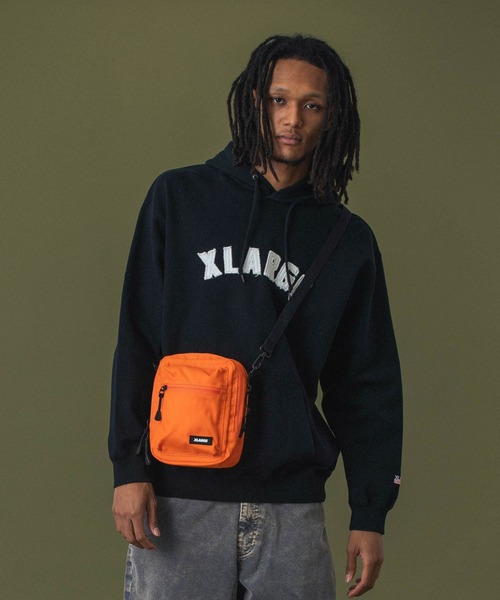 XLARGE（エクストラ ラージ） ショルダーバッグ SQUARE SHOULDER BAG
