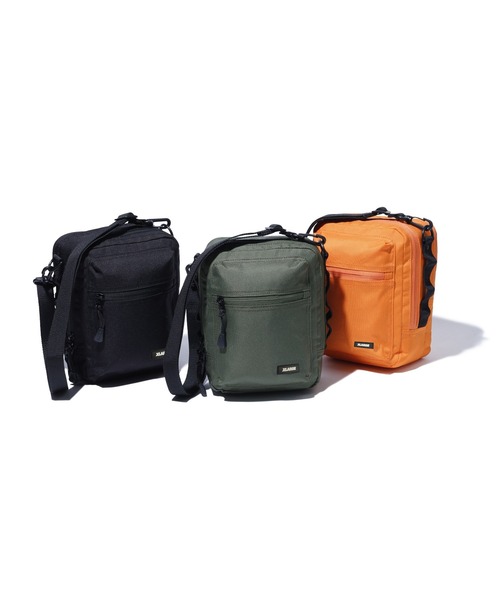 XLARGE（エクストラ ラージ） ショルダーバッグ SQUARE SHOULDER BAG
