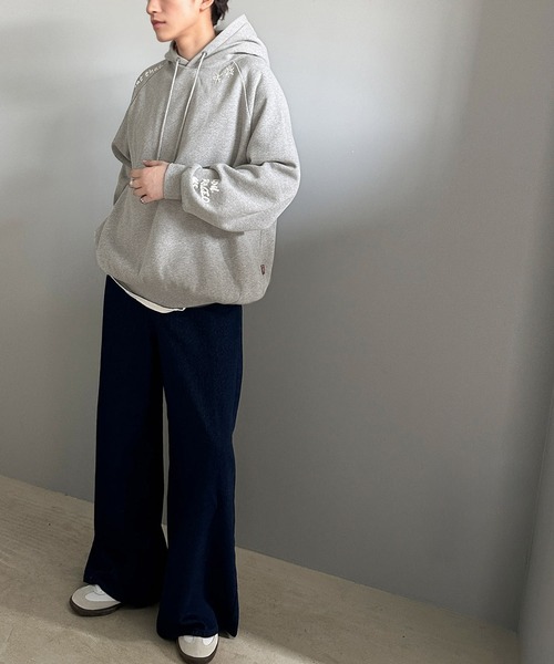 極美品 RAID JAPAN プルオーバーパーカー デカロゴ グレー 極美品 RAID JAPAN プルオーバーパーカー デカロゴ グレー 2025年最新