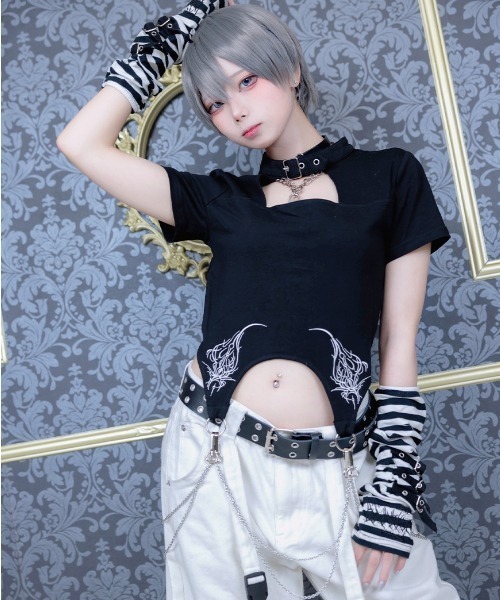 tシャツ 「ililil/イルイルイル」「首輪と鎖のチェーン付きトップス」クロップド半袖カットソー レディース