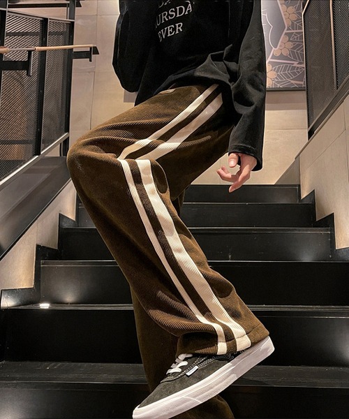 12/26まで。LOEWE ブラウン サイドストライプ パンツ SBG by 7JEWELRY スラックス SBG サイドストライプ ルーズシルエット