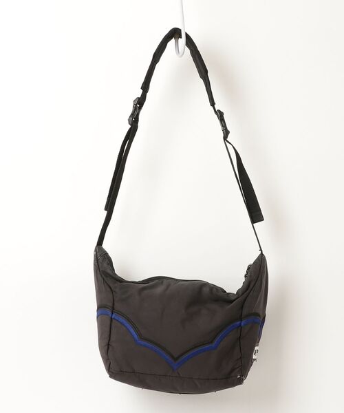 「TOGA」 ショルダーバッグ「OUTDOOR PRODUCTSコラボ」 - ブラック レディース_画像2