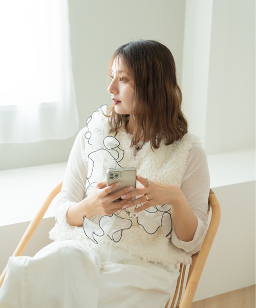 RENAME（リネーム） チュールフリル シアー ファー スマホショルダー