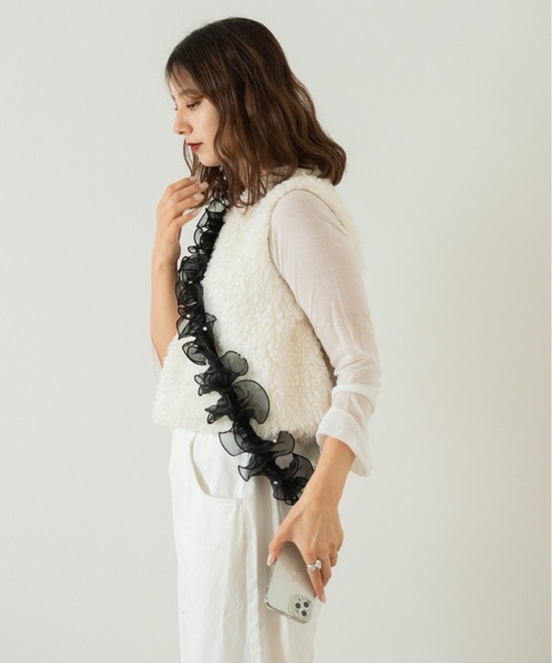 RENAME（リネーム） チュールフリル シアー ファー スマホショルダー