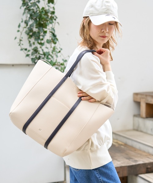 極美品✨【&MyuQ アンドミューク】　HOLLY トートバッグ　キャメル 極美品✨【&MyuQ アンドミューク】 HOLLY トートバッグ キャメル