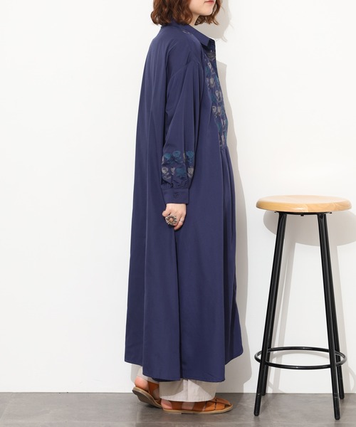 Emago（イマゴ） シャツワンピース EMAGO 2色北欧花刺繍ワンピース
