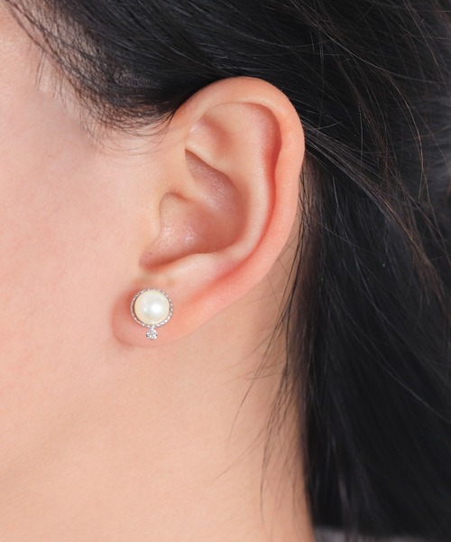 【新品未使用】BLOOM ホワイトゴールド あこや真珠 ピアス BLOOM（アクセサリー） ピアス 6月誕生石 K10 ホワイトゴールド