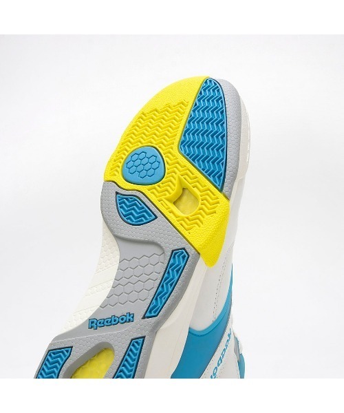Reebok（リーボック） スニーカー コート ヴィクトリー ポンプ / COURT