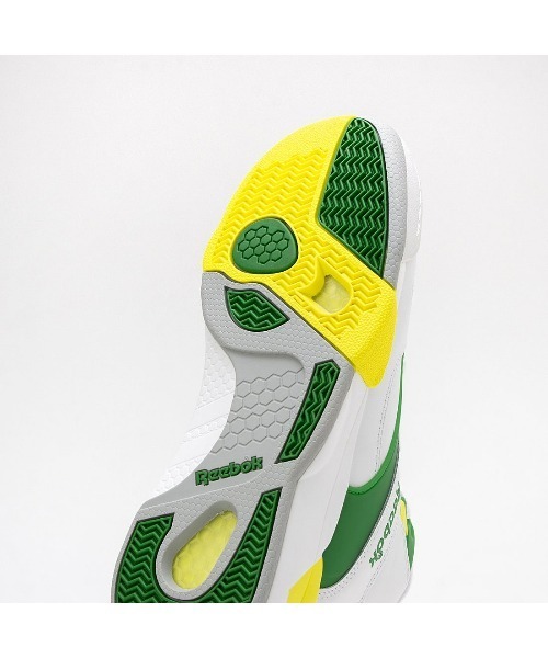 Reebok（リーボック） スニーカー コート ヴィクトリー ポンプ / COURT