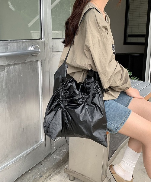 LA VORAGINE トートバッグ 巾着ギャザーリボン ショルダーバッグ