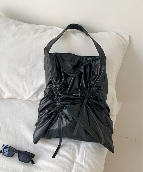 LA VORAGINE（ラ ヴォラジネ） トートバッグ 巾着ギャザーリボン