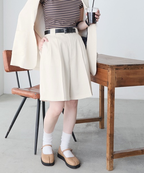 【boohoo】リネンディープポケットシャツ＆ショートパンツセット 半袖Tシャツ&ショートパンツSET | レディースファッション通販