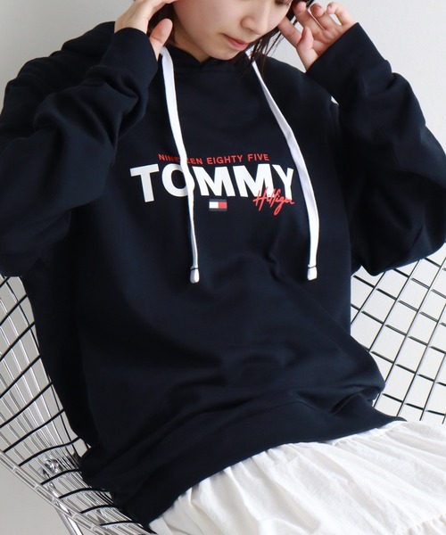 TOMMY HILFIGER（トミー・ヒルフィガー） パーカー ロゴライトウェイト
