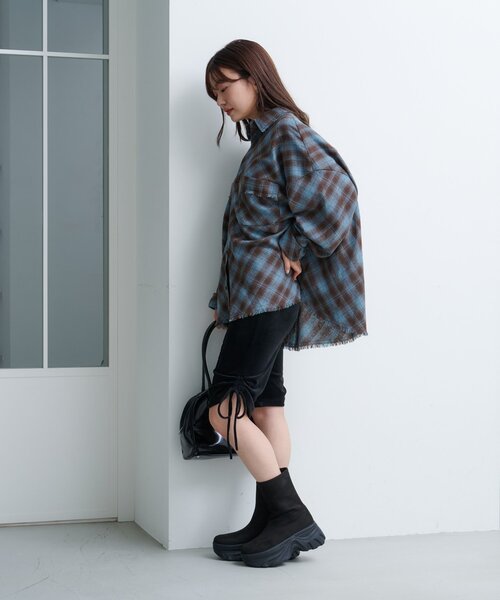 Kastane（カスタネ） パンツ カットベロアバイカーパンツ レディース