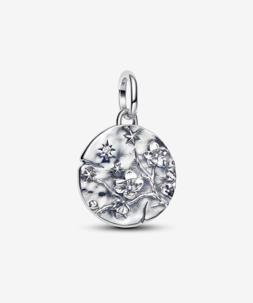 新品未使用　PANDORA フラワー柄チャーム PANDORA（パンドラ） チャーム 桜 メダリオン チャーム レディース