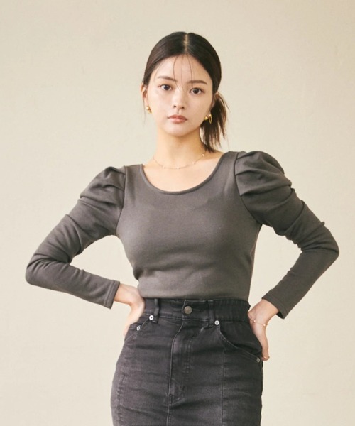 tシャツ 「ela.」back open body suit/バックオープン×カップ付き設計