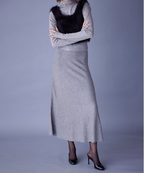 Marilyn Moon（マリリンムーン） スカート シャインラメニットフレア