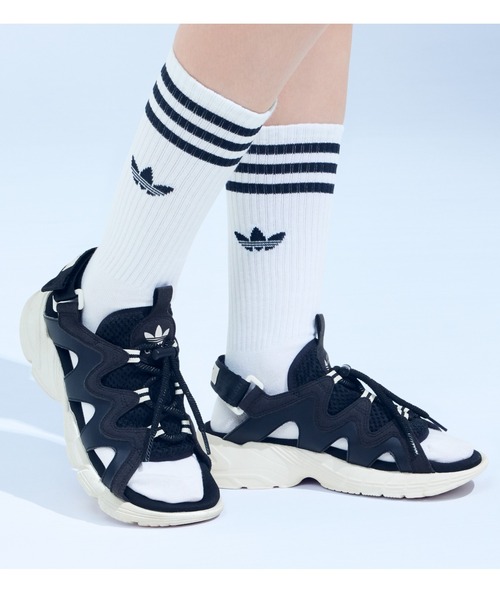 adidas（アディダス） フラットサンダル 24.5cm ブラック レディース