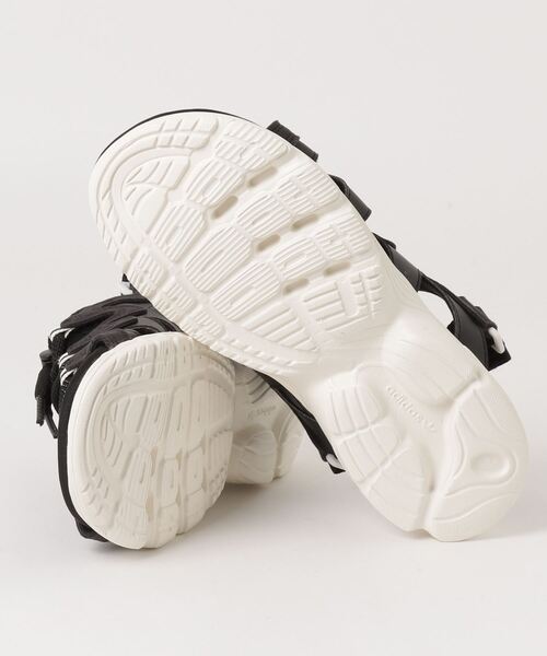 新品　 スニーカーサンダル　ホワイト×ブラック　24.5 アディダス adidas（アディダス） フラットサンダル 24.5cm ブラック レディース