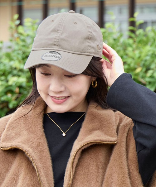 NEWERA familiar 9TWENTY ファミリア キャップ　ベージュ NEW ERA（ニューエラ） キャップ 帽子 「NEW ERA×MICA＆DEAL