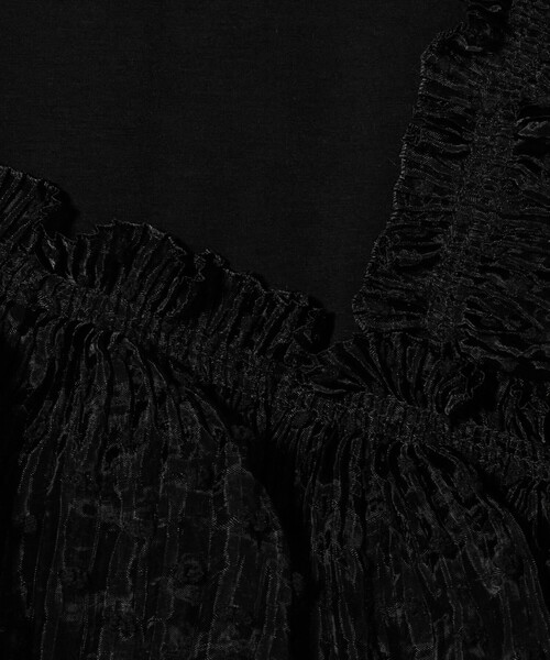UNITED ARROWS フリル付きブラックTシャツ 新品UNITED ARROWS フリル付きブラックTシャツ 定価16500円