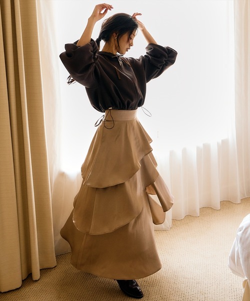 AND COUTURE（アンドクチュール） スカート サテンアシメフリル