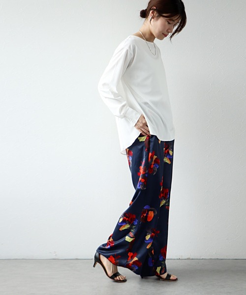 Jines（ジネス） パンツ ペイントフラワープリントパンツ レディース