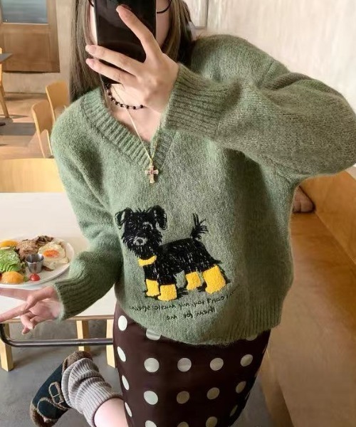 Achic（アシック） ニット セーター 犬柄ニットトップス レディース