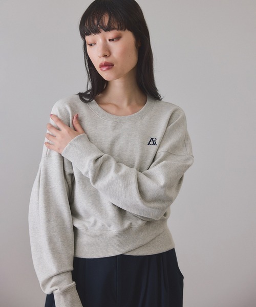 girlish  パフスリーブスウェット　エクリュ St.cecilia パフスリーブスウェット – GIRLISH