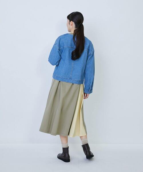 komugiです。LOISIR デニムジャケットとスカート LOISIR デニムジャケット gジャン デニムノーカラージャケット