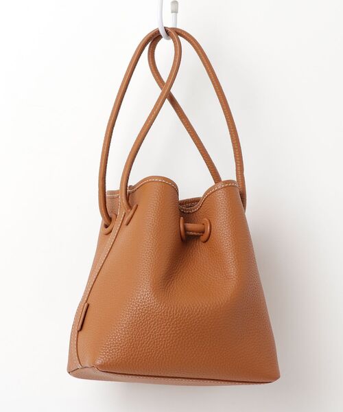 【未使用級✨】VASIC BOND MINI 2way バッグ オレンジ VASIC（ヴァジック）の「VASIC(ヴァジック) Bond mini 2WAYショルダー