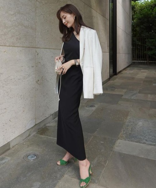 新品同様 anuans タイトスカート MEDIUM ベージュ レディース anuans（アニュアンス） タイトスカート MEDIUM ベージュ レディース