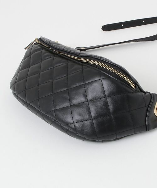 「AULENTTI」 ショルダーバッグ - ブラック レディース_画像3