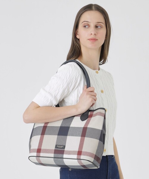 BLUE LABEL CRESTBRIDGE（ブルーレーベルクレストブリッジ） トート