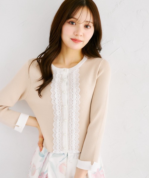 【新品】tocco closet アイボリー バイカラーニットカーディガン tocco closet（トッコ クローゼット） カーディガン パール釦フロント