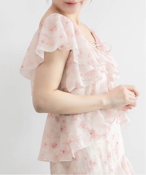 RANDA（ランダ） ワンピース 半袖 ラッフルフリルシフォンワンピース