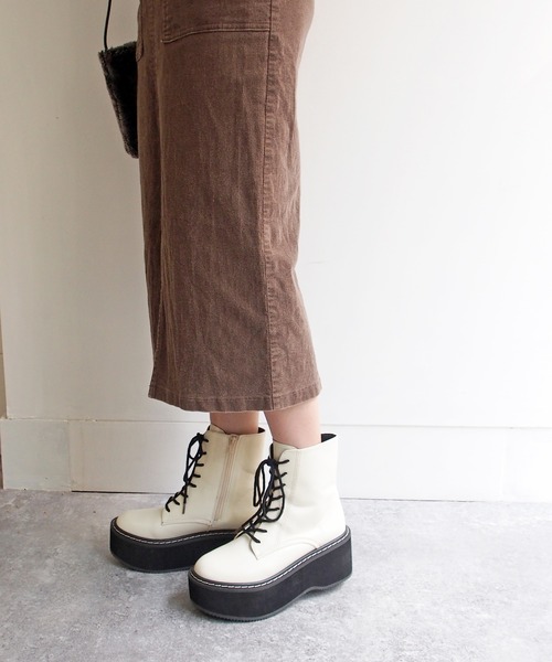 byあしながおじさん ブーツ 厚底レースアップブーツ - 8980557