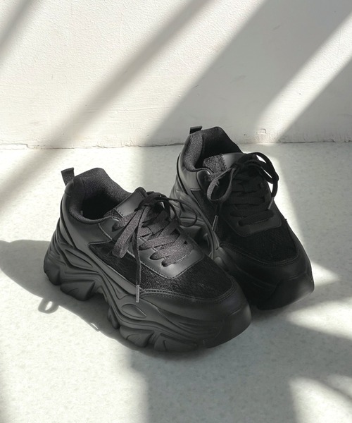 Shoes in Closet（シュークロ） スニーカー 「再入荷」+6.5cm 軽量