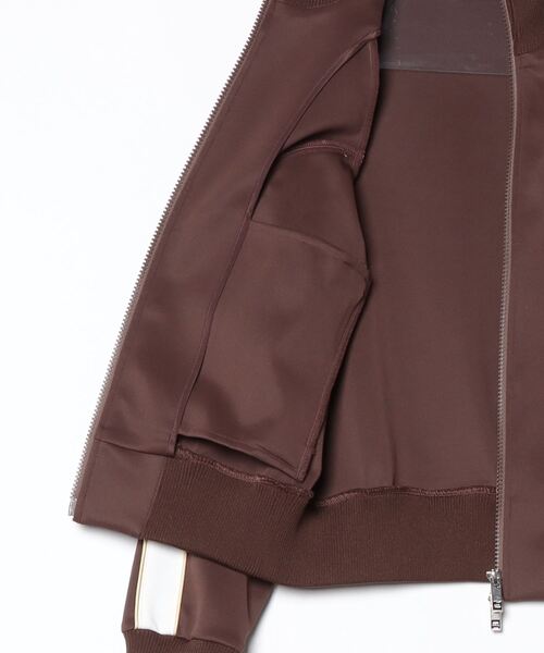 【美品】ソリード　トラベルスーツ　タトラス社　コンフォート　ジャージー　3ピース SUIT SQUARE 尾州・ソリッドフォーマルスリーピーススーツ