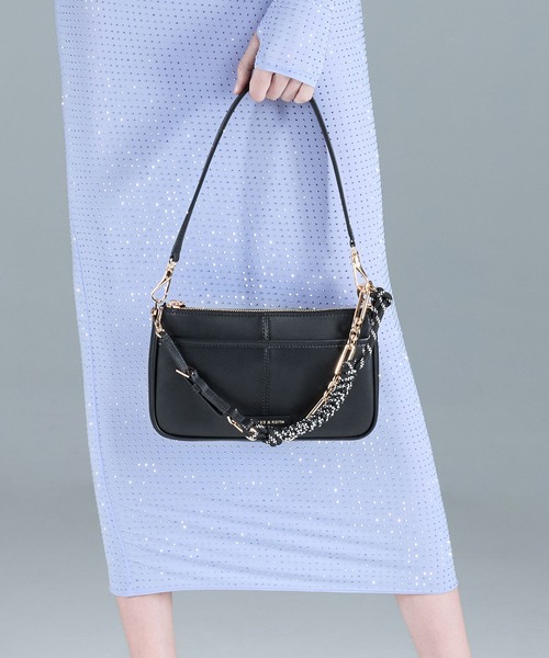 追跡★Charles&Keith Addison アディソン ノット ホーボーバッグ CHARLES & KEITH ショルダーバッグ バッグ Addison アディソン