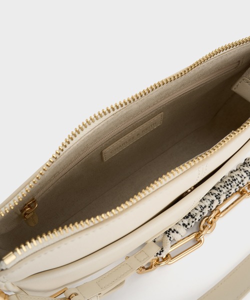 CHARLES ＆ KEITH ショルダーバッグ バッグ Addison アディソン